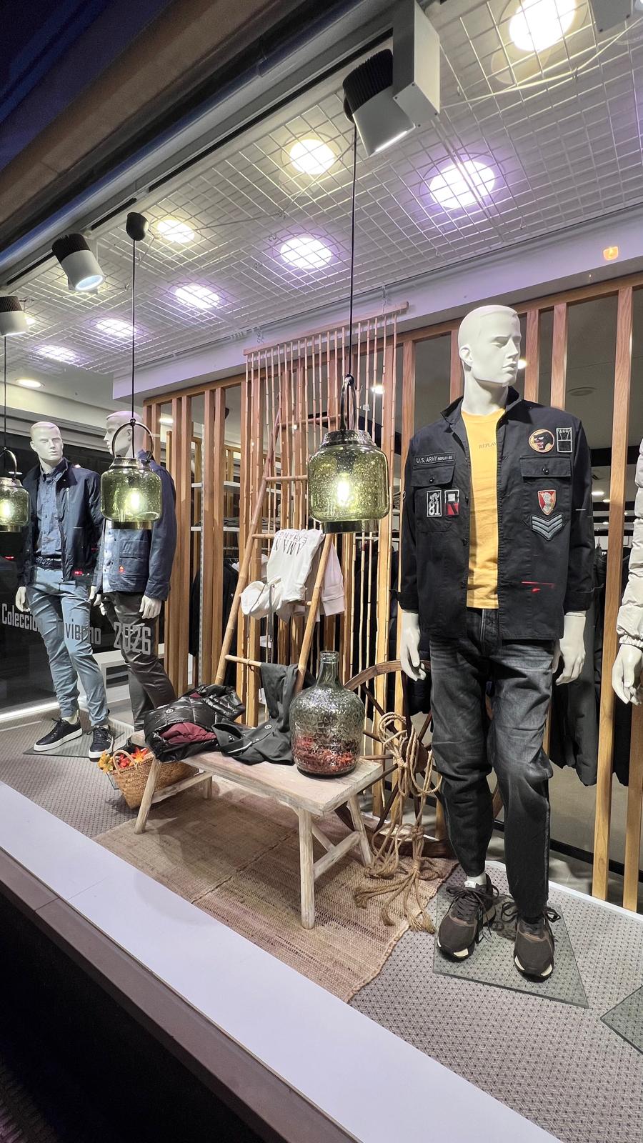 Selección de prendas de moda masculina de la nueva colección